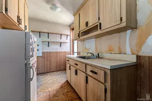 33-04 91st St, Jackson Heights, NY 11372 - Photo 9