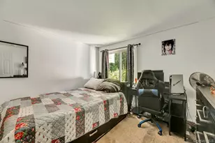 392 Birchwood Rd, Medford, NY 11763 - Photo 11