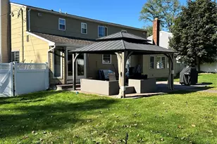 209 Old Post Dr, Hauppauge, NY 11788 - Photo 29