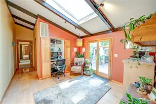 6 Rack Ln, East Setauket, NY 11733 - Photo 11