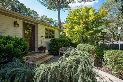 6 Rack Lane, East Setauket, NY 11733 - Photo 3