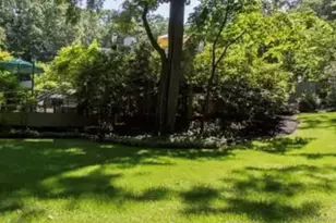 70 Shutter Ln, Oyster Bay, NY 11771 - Photo 5