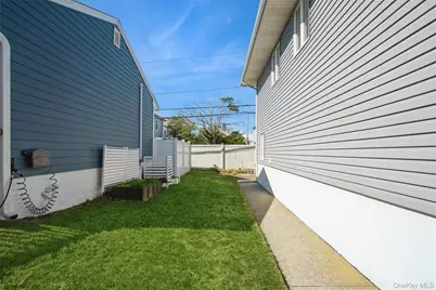 129 Belmont Avenue, Long Beach, NY 11561 - Photo 29