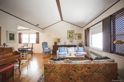 129 Belmont Avenue, Long Beach, NY 11561 - Photo 5