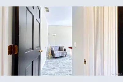 136 High Point Circle, Newburgh, NY 12550 - Photo 19