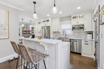 19 Margaret Boulevard, Merrick, NY 11566 - Photo 9