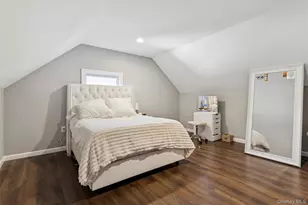 19 Margaret Blvd, Merrick, NY 11566 - Photo 17