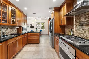 208 Boulder Ridge Rd, Scarsdale, NY 10583 - Photo 5