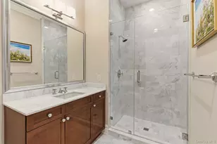 6000 Royal Ct, North Hills, NY 11040 - Photo 31