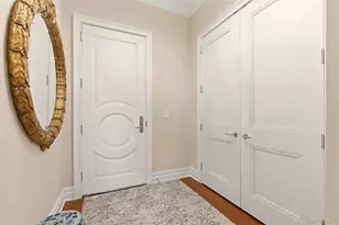 6000 Royal Ct, North Hills, NY 11040 - Photo 3