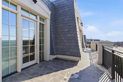 6000 Royal Court #6303, North Hills, NY 11040 - Photo 17