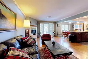 1020 Washington Green, New Windsor, NY 12553 - Photo 5