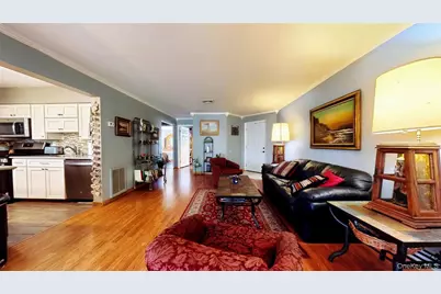 1020 Washington Green, New Windsor, NY 12553 - Photo 9