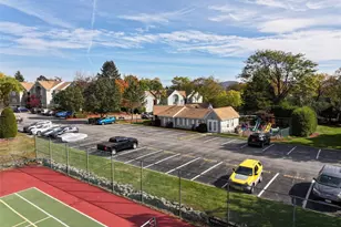 1020 Washington Green, New Windsor, NY 12553 - Photo 35