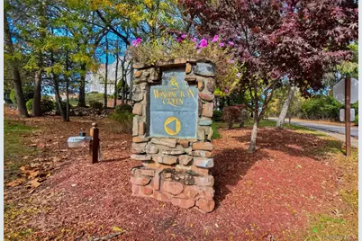 1020 Washington Green, New Windsor, NY 12553 - Photo 1