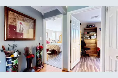 1020 Washington Green, New Windsor, NY 12553 - Photo 17