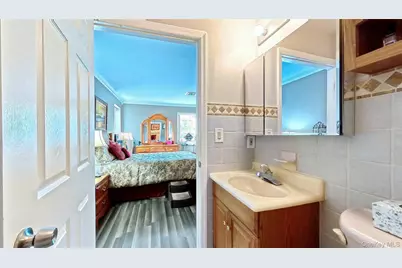 1020 Washington Green, New Windsor, NY 12553 - Photo 23