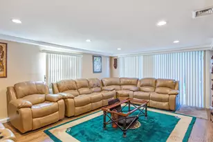 23 Glen Rd, Jericho, NY 11590 - Photo 15