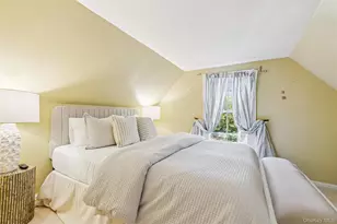 212 Lumber Ln, Bridgehampton, NY 11932 - Photo 13