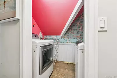 212 Lumber Ln, Bridgehampton, NY 11932 - Photo 35