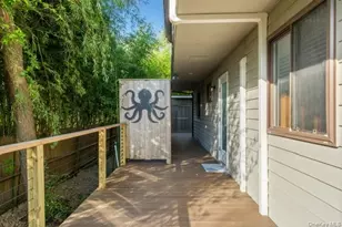 294 Wilmot Rd, Ocean Beach, NY 11770 - Photo 35