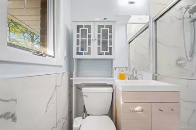 94 Phipps Lane, Plainview, NY 11803 - Photo 27