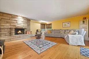 16 Ridge Dr E, Roslyn, NY 11576 - Photo 19