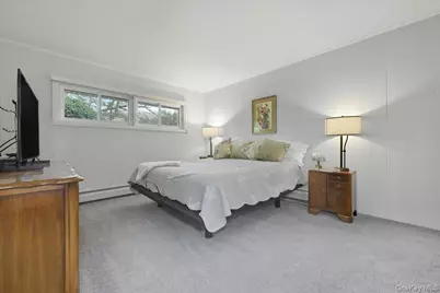 16 Ridge Drive E, Roslyn, NY 11576 - Photo 25