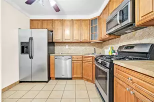 20-39 49th St, Astoria, NY 11105 - Photo 9