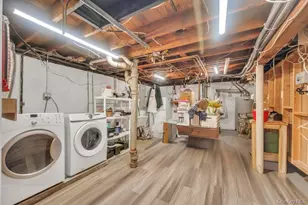 131 Lee Ave, Hicksville, NY 11801 - Photo 25