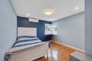 131 Lee Ave, Hicksville, NY 11801 - Photo 17