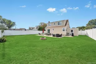 131 Lee Ave, Hicksville, NY 11801 - Photo 31