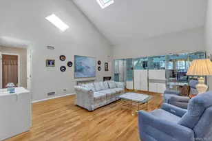 20 Primrose Ln, North Babylon, NY 11703 - Photo 3