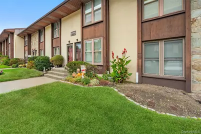 8 Eucalyptus Court #8, Selden, NY 11784 - Photo 3