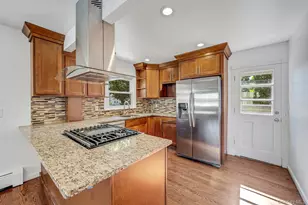 105 Bradford St, Harrison, NY 10528 - Photo 3