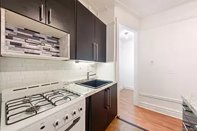 1976 Lafontaine Avenue #1D, Bronx, NY 10457 - Photo 5