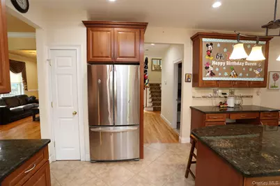 79 E Hall Avenue, New City, NY 10956 - Photo 17