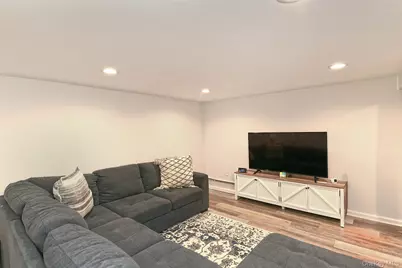 35 Columbus Avenue, Kings Park, NY 11754 - Photo 27