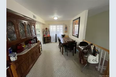 107 Mariners Way, Copiague, NY 11726 - Photo 9