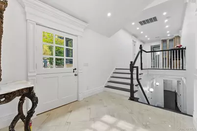 675 Quaker Road, Chappaqua, NY 10514 - Photo 9