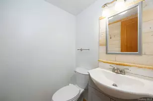 8 Sunnybrook Cir, Highland, NY 12528 - Photo 9