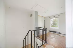 8 Sunnybrook Cir, Highland, NY 12528 - Photo 11