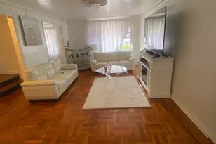 2923 N Mickle Ave, Bronx, NY 10469 - Photo 17