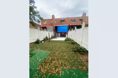 2923 N Mickle Avenue, Bronx, NY 10469 - Photo 11