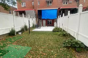 2923 N Mickle Ave, Bronx, NY 10469 - Photo 11