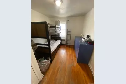 2923 N Mickle Avenue, Bronx, NY 10469 - Photo 13