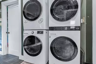 28 S Pine Lake Dr, Patchogue, NY 11772 - Photo 19