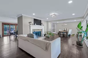 28 S Pine Lake Dr, Patchogue, NY 11772 - Photo 3