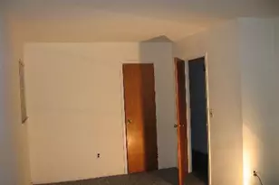 540 Oak St, Copiague, NY 11726 - Photo 15