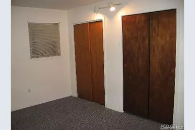 540 Oak Street, Copiague, NY 11726 - Photo 9